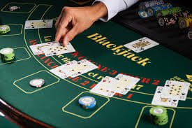 rajaburma live dealer blackjack table on mobile screen